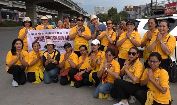 Perkokoh Toleransi di Bulan Ramadhan, Umat Hindu Kota Bekasi Bagikan 2.050 Makanan Untuk Berbuka Puasa