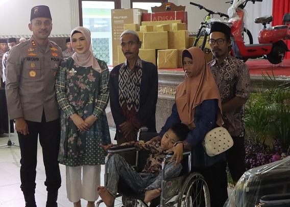 Berbagi Keberkahan, Polres Demak Buka Puasa Bersama Anak Yatim dan Penyandang Disabilitas