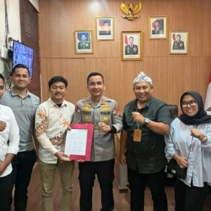 Didampingi anggota DPRD Provinsi Banten, DPC GMNI Lebak laporkan dugaan penggelapan DD Kerta