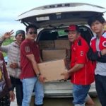 Aribun Sampaikan Saluran Bantuan Kepada Korban Banjir di Seragi