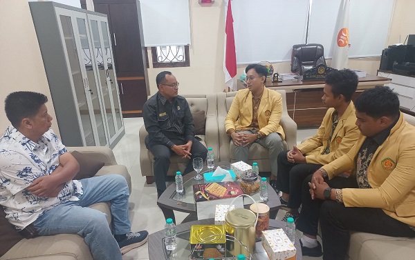 Ketua DPRD Kota Bekasi Terima Audiensi BEM Ubhara Terkait Kontroversi UU TNI