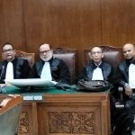 Keluarga terdakwa kecewa atas keputusan Hakim