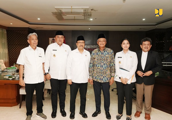 Temui Mensos, Menteri PU Tegaskan Komitmen Dukung Infrastruktur Sekolah Rakyat