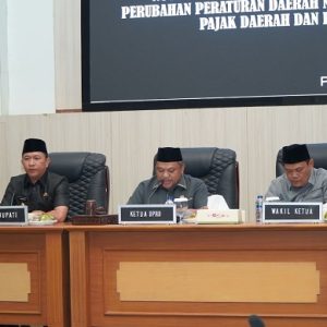 Rapat Paripurna DPRD Sukabumi Bahas Revisi Perda Pajak dan Retribusi Daerah