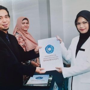 Raih IPK 4,00, Mahasiswi Apoteker Asal Lamandau Jadi Lulusan Terbaik UMBJM