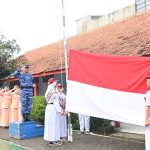 Tanamkan Semangat Nasionalisme dan Cinta Tanah Air, Danlanud Husein Sastranegara Pimpin Upacara Bendera