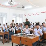 SPPG Lanud Husein Sastranegara Salurkan Ratusan Paket Makanan Bergizi ke SMA Negeri 9 Bandung