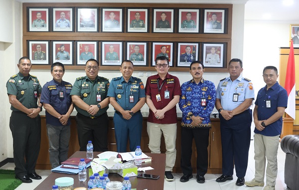 Persatuan Wartawan Reaksi Cepat Audiens Dengan Inspektorat Jendral Kementrian Pertahanan RI