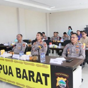Polda Papua Barat beserta Toko Agama, Toko Pemuda, Tokoh Masyarakat serta PWI Ikuti Dialog Publik Nasional 