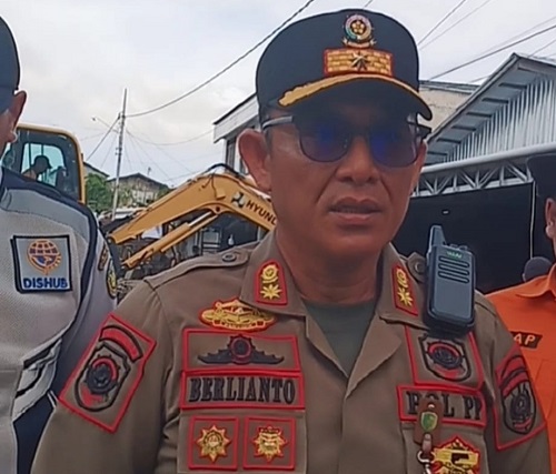 Satpol PP Kota Palangka Raya Pasang Spanduk Denda Rp 50 Juta...?