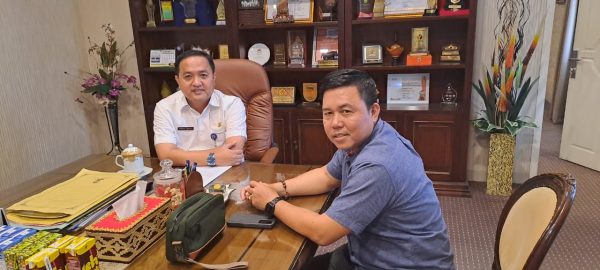 Jurnalis Mitrapol saat menemui Kadisdik Provinsi Lampung, Thomas Amirico, Rabu ( 18/06/2025)