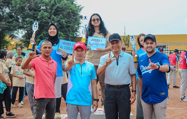 Gubernur Lampung Resmi Tutup Kejurnas Softball Outsiders Inc Cup 2025