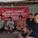 Jum'at Curhat: Bhabinkamtibmas berikan Edukasi dan Sosialisasi ke Warga Soal Kamtibmas