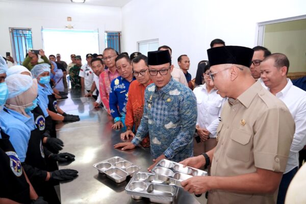 Gubernur Lampung Luncurkan Program MBG: "Anak Sehat dan Cerdas, Fondasi Indonesia Emas 2045"