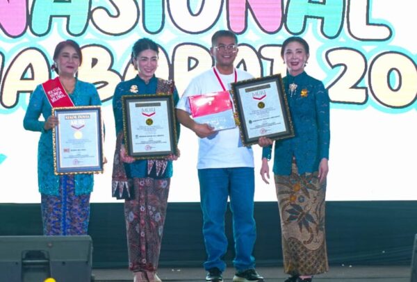 Peringatan Hari Anak dan Hari Kebaya Nasional 2025 Provinsi Jawa Barat Pecahkan Rekor Muri Dunia
