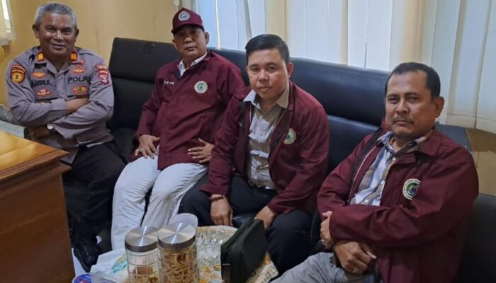 Mahasiswa KKN IAI Darul Amal Gandeng Polsek Metro Timur Tingkatkan Keamanan Warga