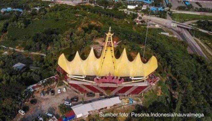 Menteri ATR/BPN Nusron Wahid Sambangi Lampung, Teken Kerja Sama Strategis dan Bagikan Sertifikat Tanah