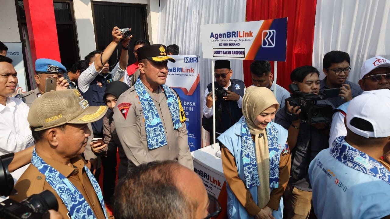 Kapolda Banten bersama Gubernur saat peluncuran Koperasi Merah Putih di Serang