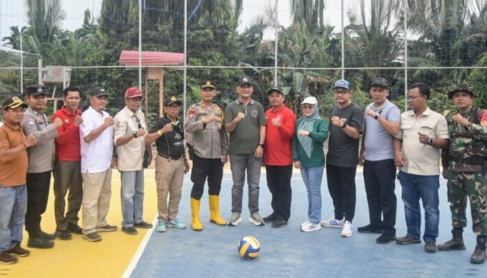 Bupati Hurmin Resmikan Lapangan dan Buka Turnamen Voli di Sarolangun: Ini Bukan Sekadar Laga, Tapi Pembinaan