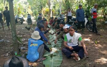 Gelar Kerja Bakti Bersihkan TPU, Wujud Kepedulian dan Kebersamaan Warga Kampung Sangiang 