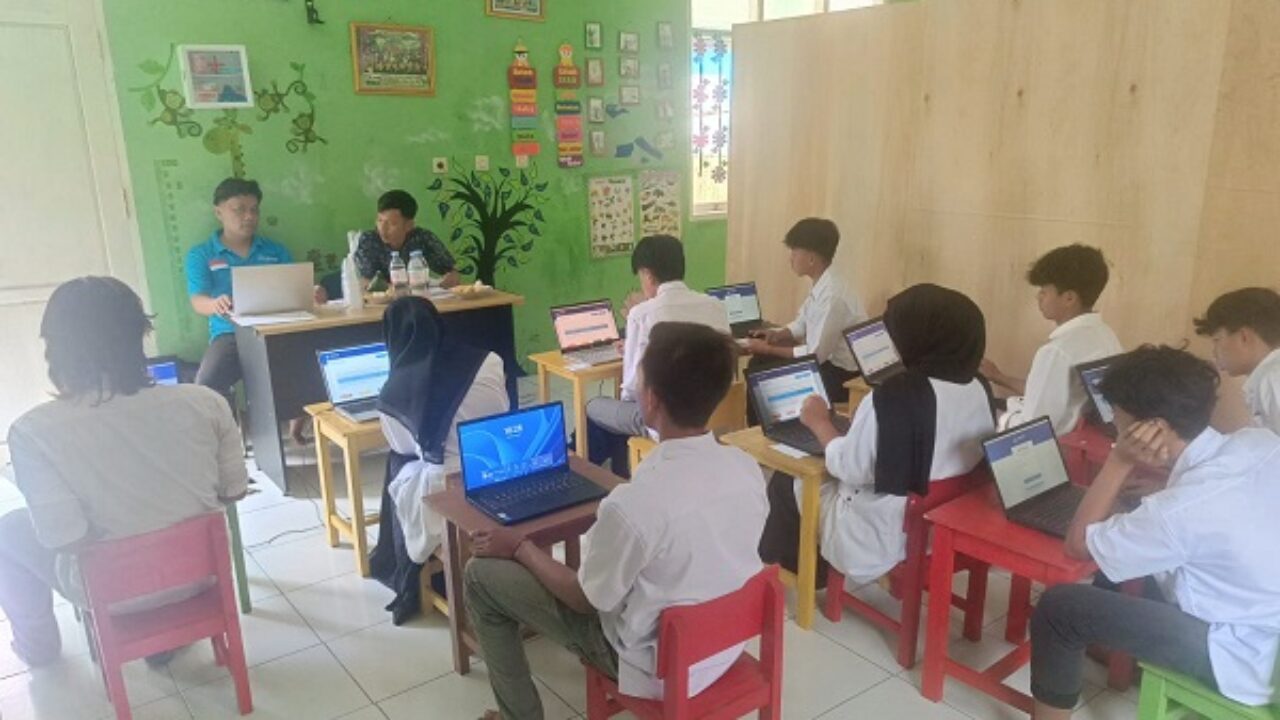 PKBM Miftahul Jannah Lebak Sukses Gelar ANBK 2025 Walaupun Terbatas Fasilitas