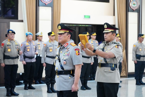Resmi Dilantik Jadi Wakapolri, Komjen Pol Prof. Dr. Dedi Prasetyo Siap Dukung Program Asta Cita Presiden