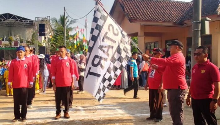 Semarak HUT ke-80 RI, Kecamatan Cirinten Gelar Lomba Gerak Jalan Meriahkan Perayaan