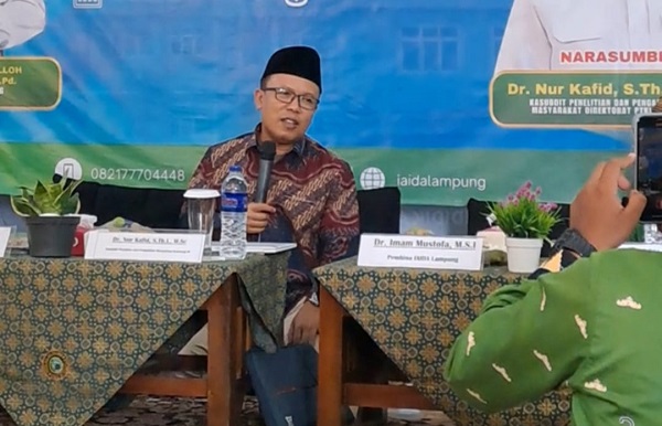 Studium Generale IAI Darul A’mal Lampung