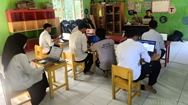 Pelaksanaan ANBK PKBM Miftahul Jannah Cirinten 2025