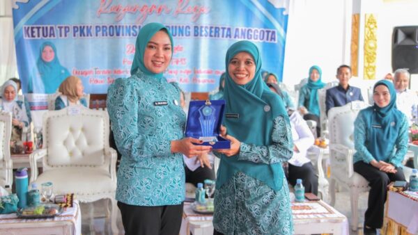 Ketua TP PKK Lampung canangkan Desa TAPIS di Sukamulya Pringsewu