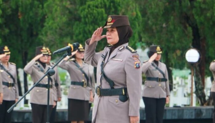 Polwan Polda Sumut Peringati Hari Jadi ke-77 dengan Ziarah ke Taman Makam Pahlawan