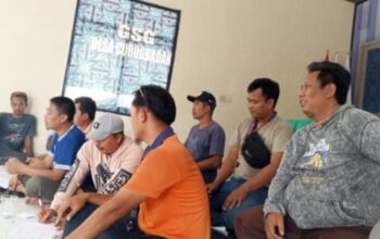 Kades Curugbadak pimpin rapat persiapan HUT ke-80 RI