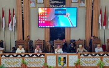 Ketua DPRD Lampung Timur Rida Rotul Aliyah sampaikan capaian pembangunan di HUT ke-26 DPRD
