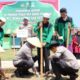 Kapolres Ketapang tanam jagung bersama santri di Ponpes Darul Fadillah