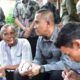 Kepala BNPT Eddy Hartono berdialog dengan warga Desa Siap Siaga di Cirebon