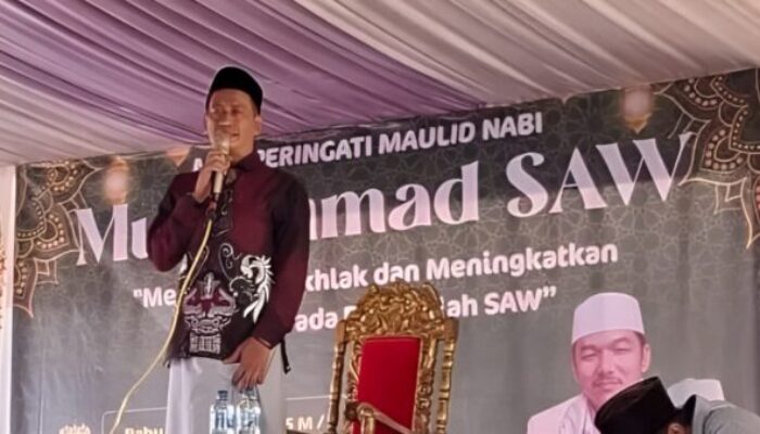 Maulid Nabi di Cigintung: Kepala Desa Kadudamas Atang Disambut Hangat Warga Lebak