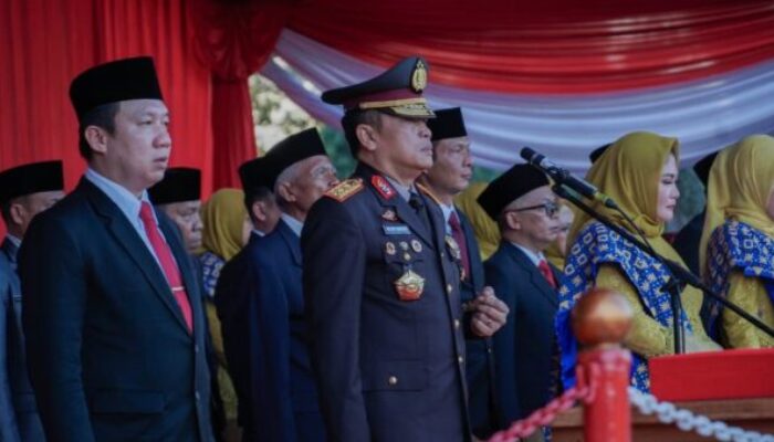 Upacara Penurunan Bendera HUT ke-80 RI di Lampung Berlangsung Khidmat