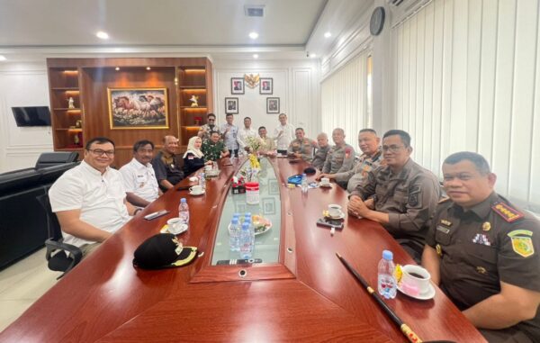 Gubernur Sumut Bobby Nasution memimpin penutupan THM Marcopolo di Sumatera Utara