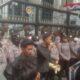 Ricuh Aksi Unras di DPRD Sumut, Polda Sumut Tegas-Amankan 39 Orang Demi Jaga Kondusifitas
