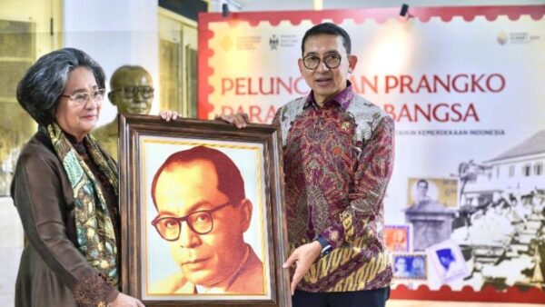 Menteri Kebudayaan Fadli Zon meluncurkan Prangko Para Pendiri Bangsa di Museum Perumusan Naskah Proklamasi