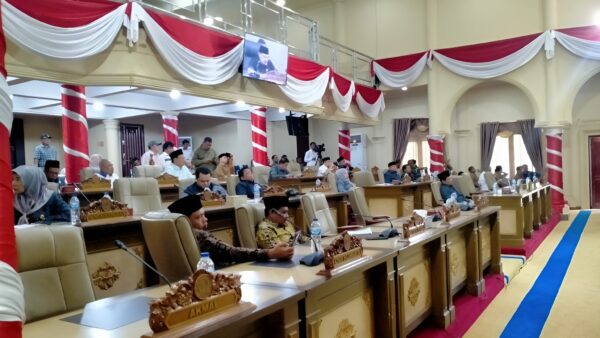 Rapat Paripurna DPRD Sarolangun bahas 4 Ranperda di luar Propemperda 2025