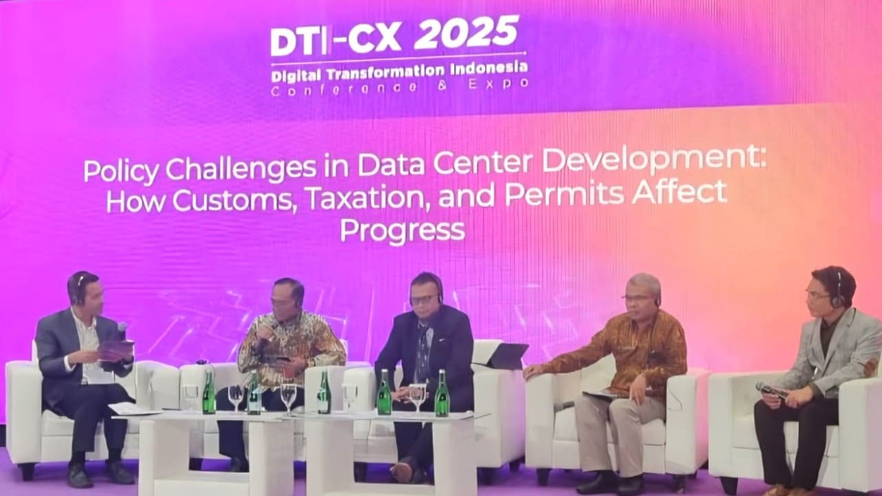 Ilustrasi pembangunan data center nasional sebagai bagian dari kedaulatan digital