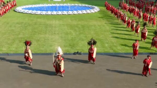 Penampilan Tari Kabasaran Minahasa di Istana Merdeka pada HUT RI ke-80