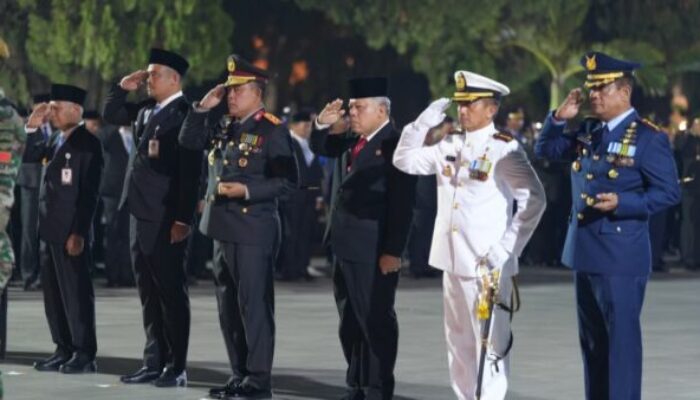 Polda Sumut Gelar Upacara Kehormatan dan Renungan Suci di TMP Bukit Barisan