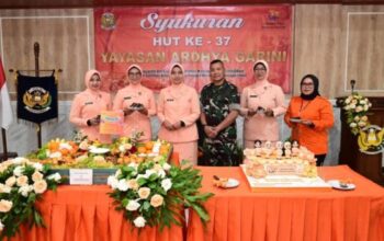 Yasarini Lanud Husein Sastranegara rayakan HUT ke-37 dengan syukuran dan sambutan Danlanud