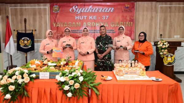 Yasarini Lanud Husein Sastranegara rayakan HUT ke-37 dengan syukuran dan sambutan Danlanud