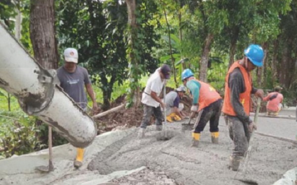 Proyek Jalan Beton Huntap di Carita Pandeglang Diduga Asal Jadi, Pakar Soroti Kualitas