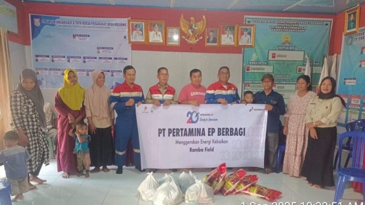 Rayakan HUT ke-20, Pertamina Field Ramba Bagikan Paket Sembako untuk Anak Yatim