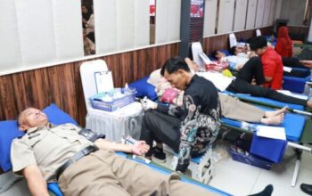 Kegiatan donor darah BPN Banten bersama PMI di Aula Kanwil BPN Banten