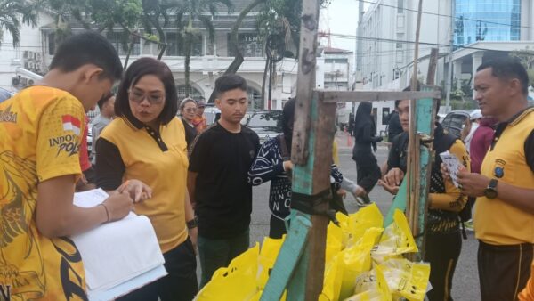 Warga Medan antusias membeli beras murah dalam Gerakan Pangan Murah Polda Sumut